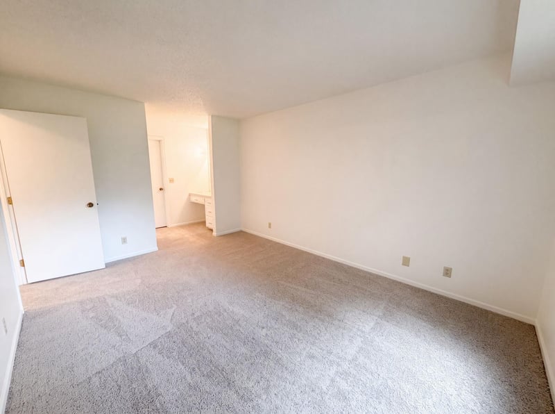 2601 Setter Cir, Mound, MN 55364