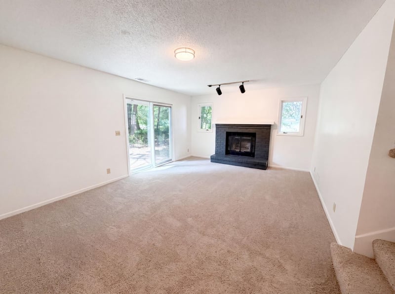 2601 Setter Cir, Mound, MN 55364