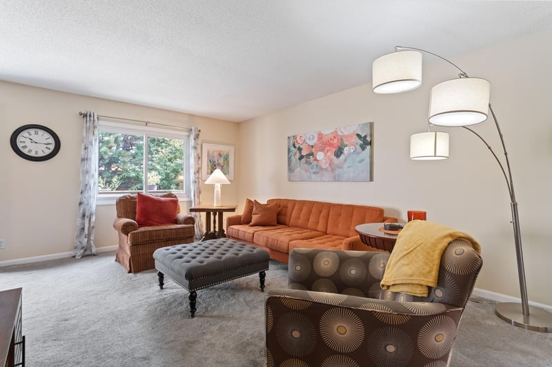 1055 Bridge St, Shoreview, MN 55126