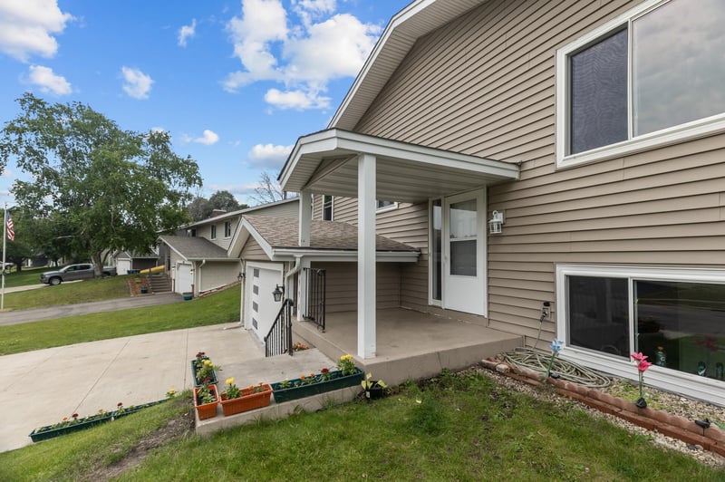 4990 148th Pa W, Apple Valley, MN 55124