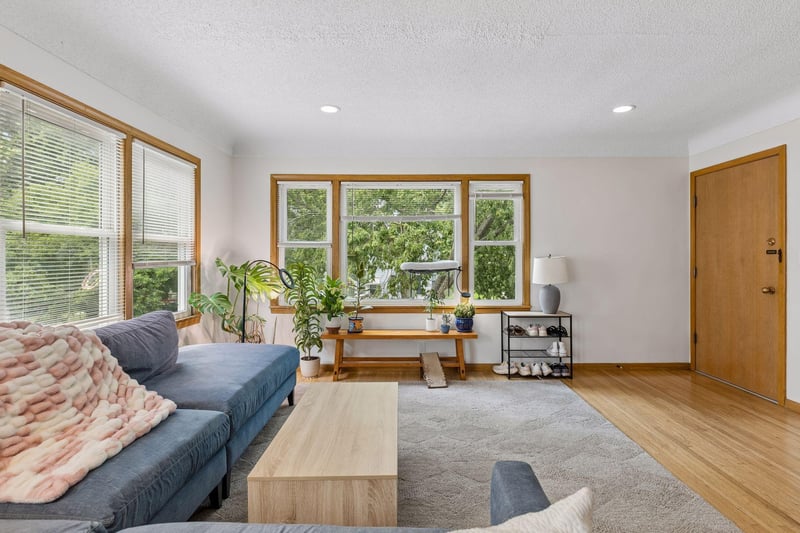 1519 Adams St NE, Minneapolis, MN 55413
