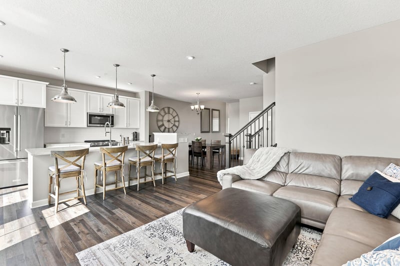 8121 Evergreen Ln N, Maple Grove, MN 55369