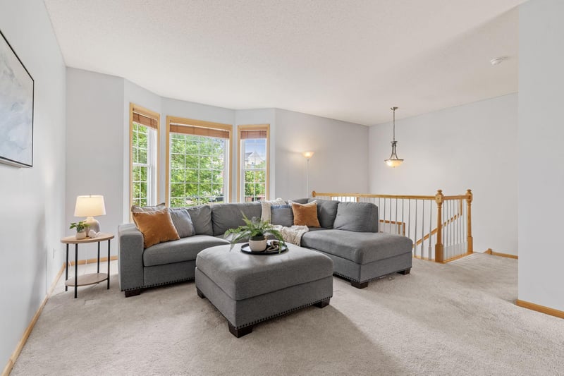 15737 Foliage Ave, Apple Valley, MN 55124
