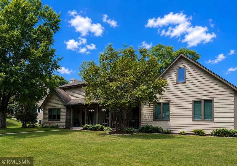 4735 Burr Oak St, Eagan, MN 55122