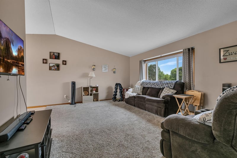 1801 Eastern Star Loop, Sauk Rapids, MN 56379