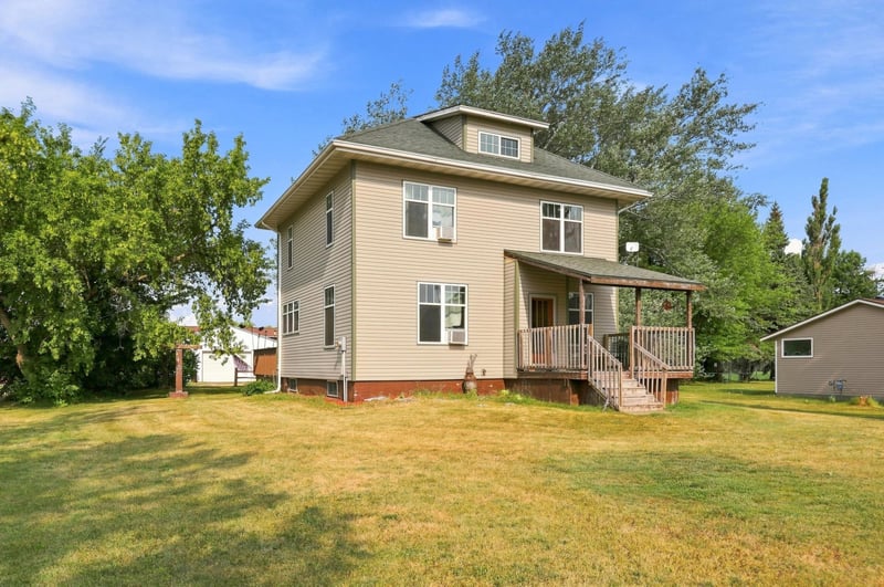 6012 6th St, Lake Park, MN 56554