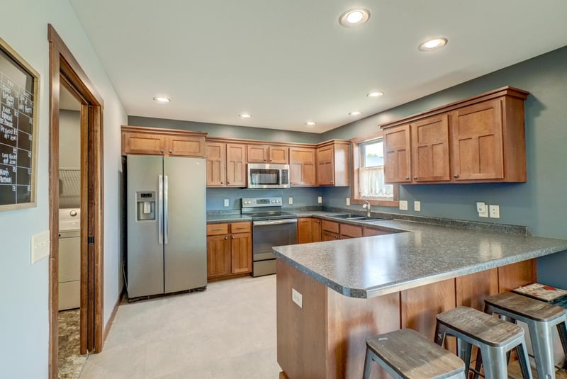 314 Steelhead Dr, River Falls, WI 54022