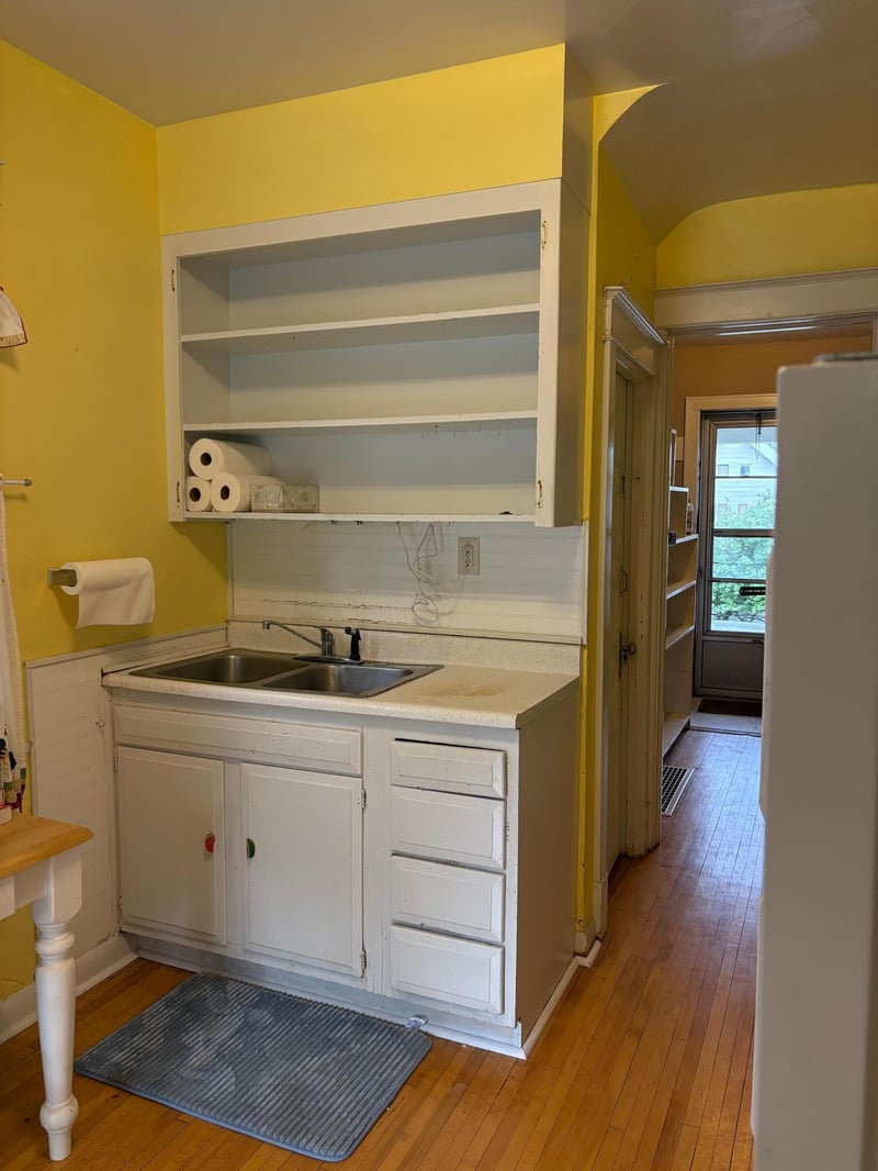 1117 E 10th St, Duluth, MN 55805