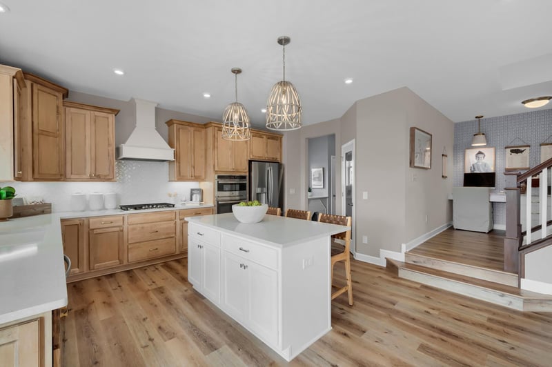 916 Big Woods Dr, Delano, MN 55328