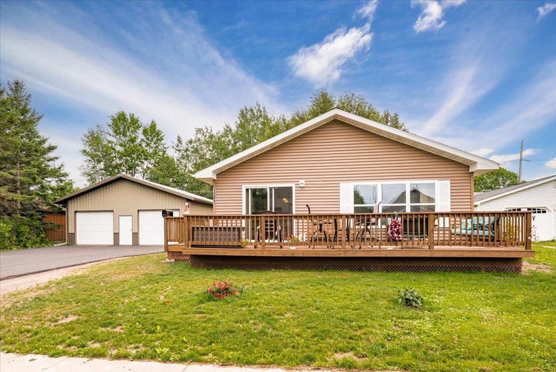 1209 96th Ave W, Duluth, MN 55808