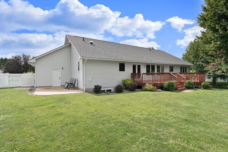 1300 26th St SW, Austin, MN 55912
