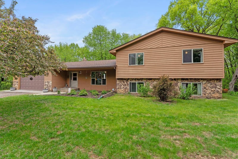 7636 Aladdin Ave NW, Buffalo, MN 55313