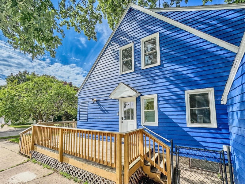 1057 Linn Ave, Owatonna, MN 55060