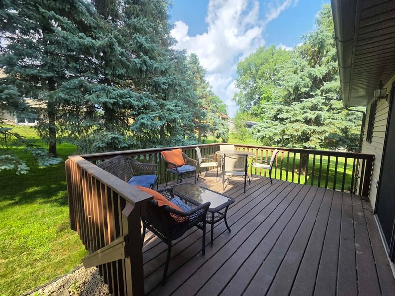 1850 Garvin Heights Rd, Winona, MN 55987