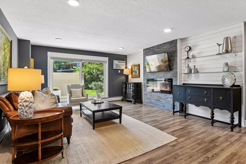 10411 Cedar Lake Rd #217, Minnetonka, MN 55305