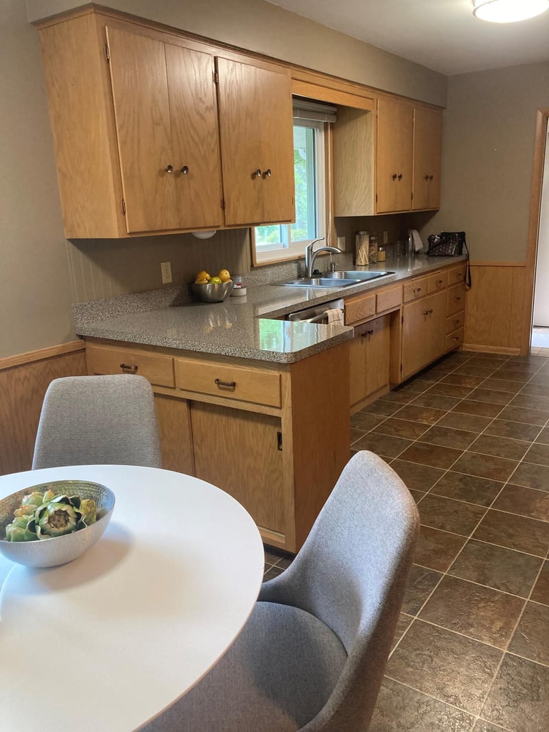 2145 Zealand Ave N, Golden Valley, MN 55427