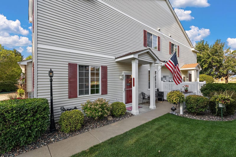 13049 Europa Trail Way N #D, Hugo, MN 55038