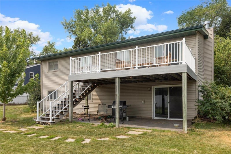 14494 Upper Guthrie Ct, Apple Valley, MN 55124