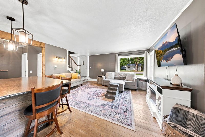 501 Oak St W, Frederic, WI 54837