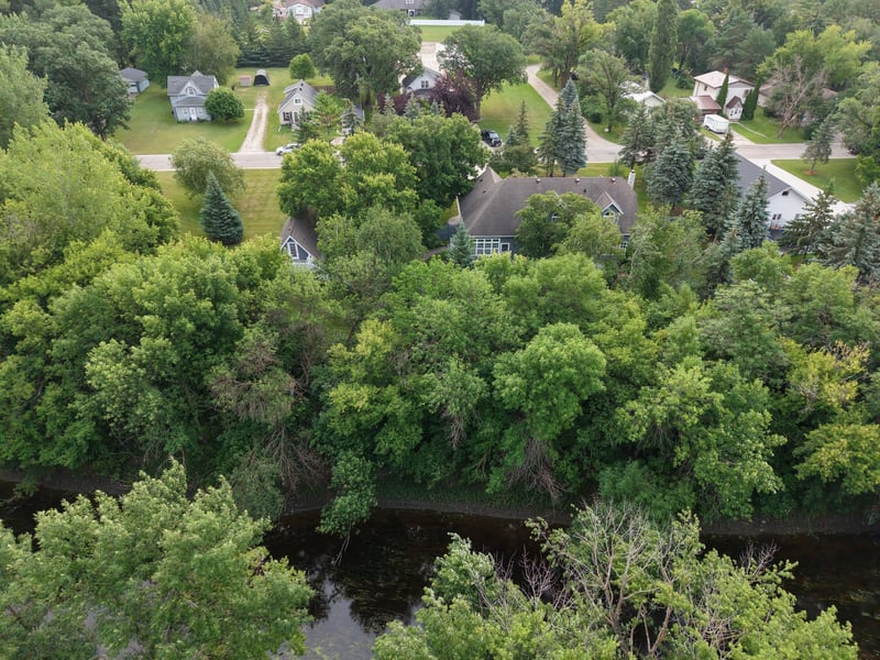 701 3rd Ave NE, Roseau, MN 56751