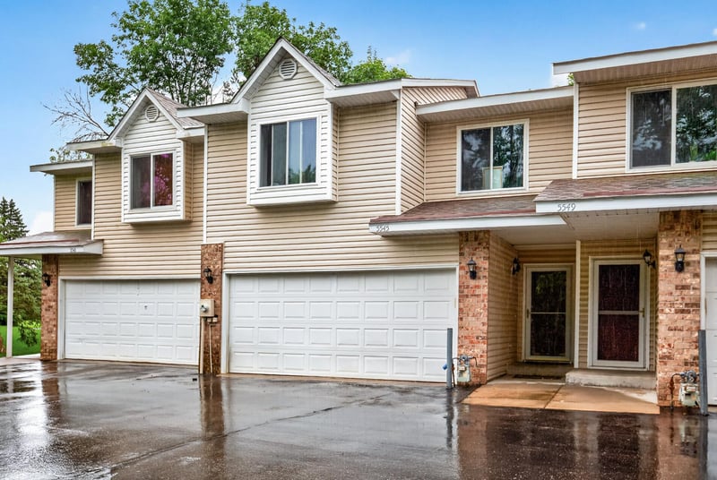5545 126th St W, Apple Valley, MN 55124