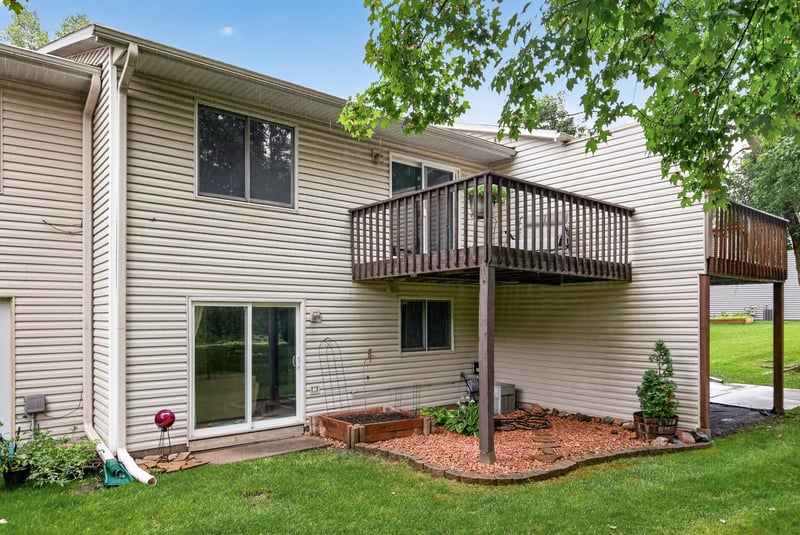 5545 126th St W, Apple Valley, MN 55124