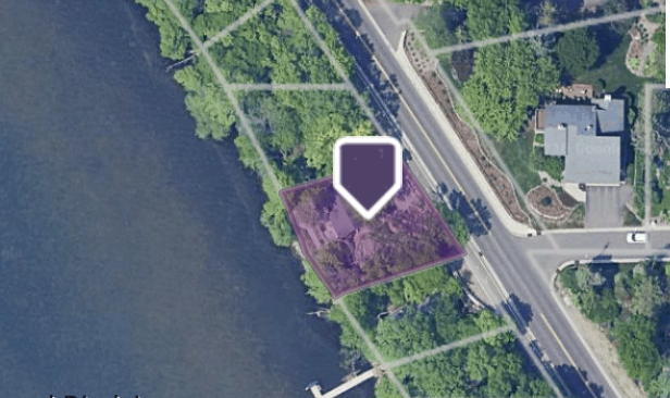 3015 E Medicine Lake Blvd, Plymouth, MN 55441