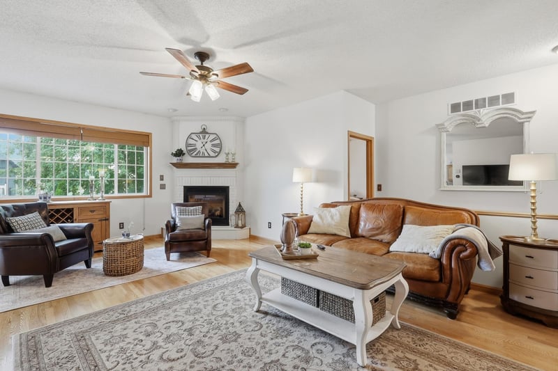 1809 Michigan Dr, Northfield, MN 55057