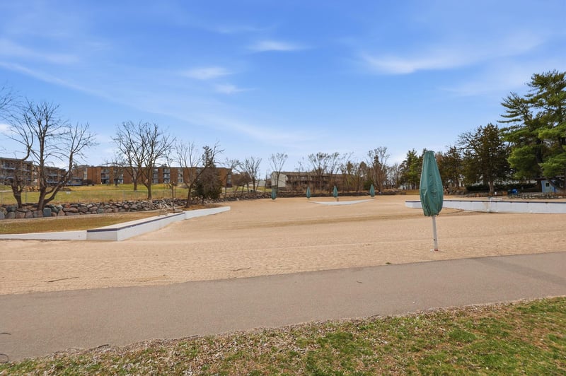11160 Anderson Lakes Pw #115, Eden Prairie, MN 55344