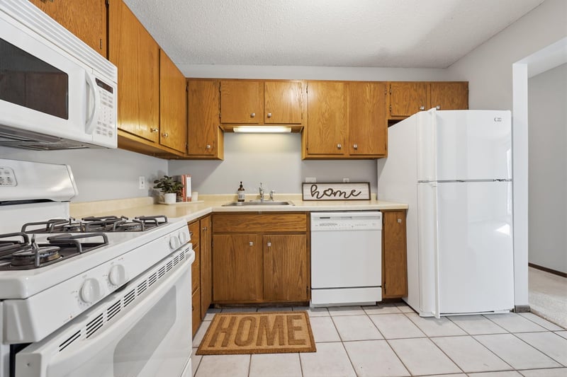 11160 Anderson Lakes Pw #115, Eden Prairie, MN 55344