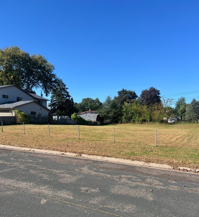 3XX Belmont Ln E, Maplewood, MN 55117