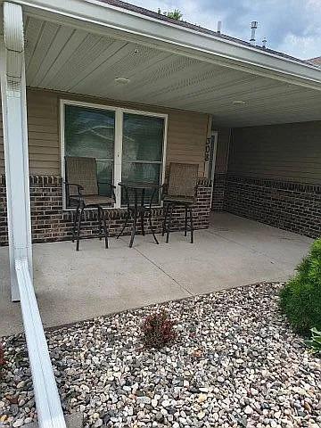 308 Aspenwood Dr, Redwood Falls, MN 56283