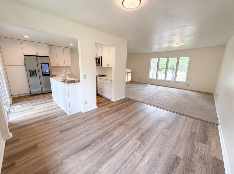 12530 30th Ave N, Plymouth, MN 55441