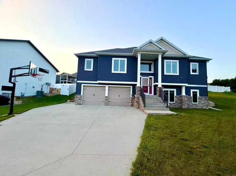 2667 Century Pine Ln NE, Rochester, MN 55906