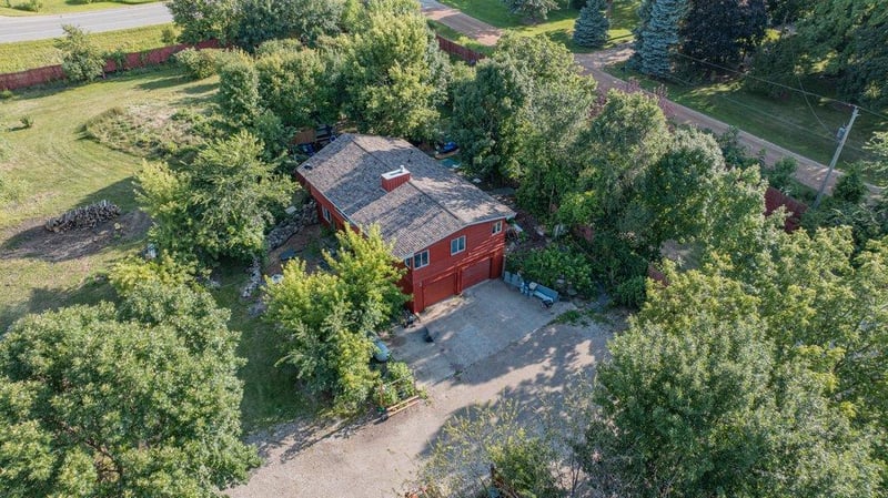 5345 Oxford Ave, Watertown, MN 55388