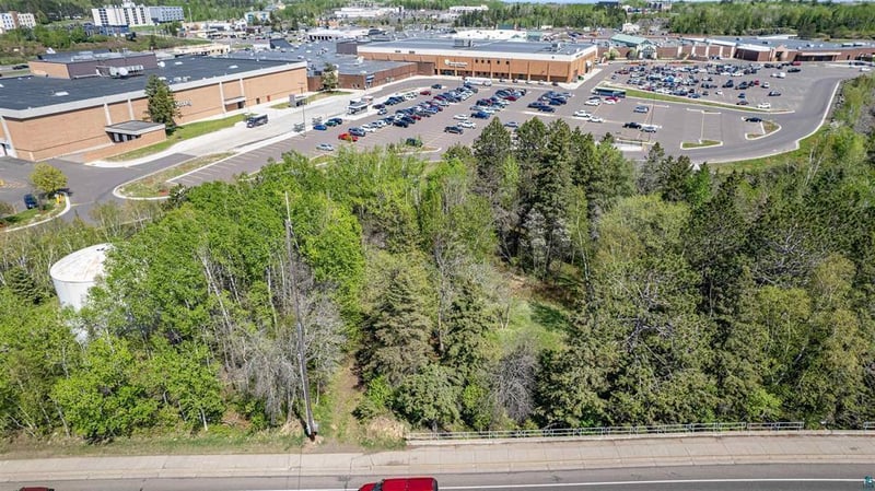 4716 Decker Rd, Duluth, MN 55811