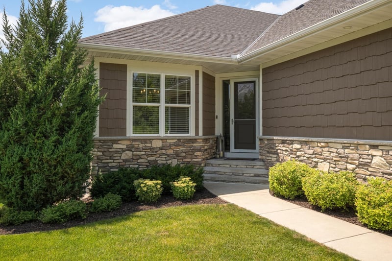 17043 Kerrick Ct, Lakeville, MN 55044