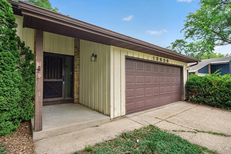 13659 Ferris Ave, Apple Valley, MN 55124