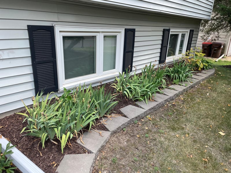 8946 72nd St S, Cottage Grove, MN 55016