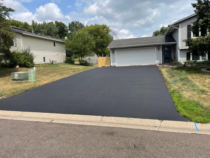 8946 72nd St S, Cottage Grove, MN 55016