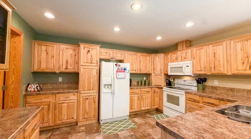 5252 Elmwood Ct NE, Bemidji, MN 56601