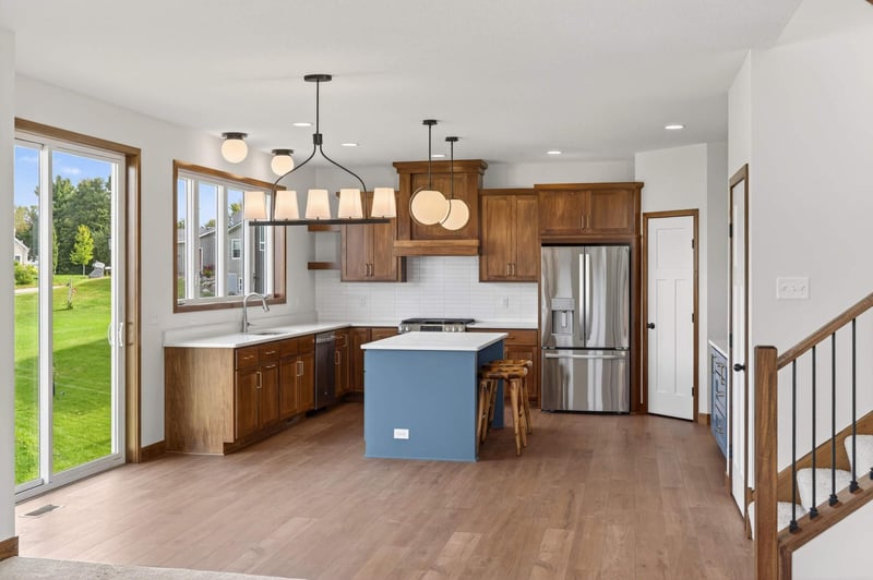 22391 Makah St NW, Oak Grove, MN 55303