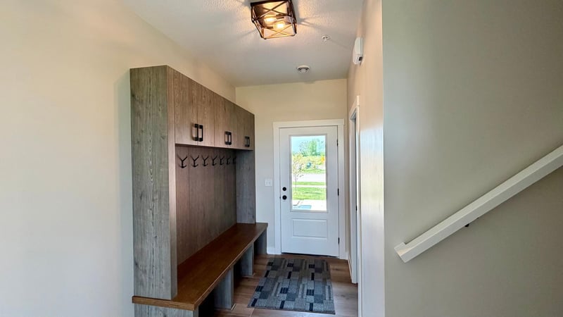 803 Viburnum St, Belle Plaine, MN 56011
