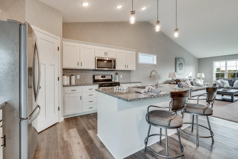 328 Otto Dr NW, Delano, MN 55328