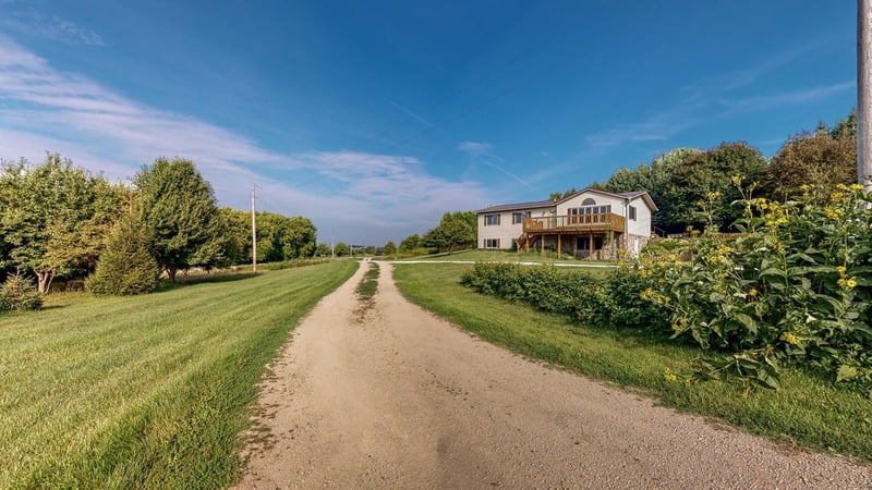 1920 10th Ave NE, Byron, MN 55920