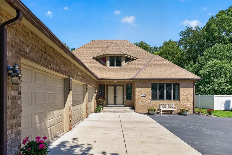71 Marcin Hill, Burnsville, MN 55337