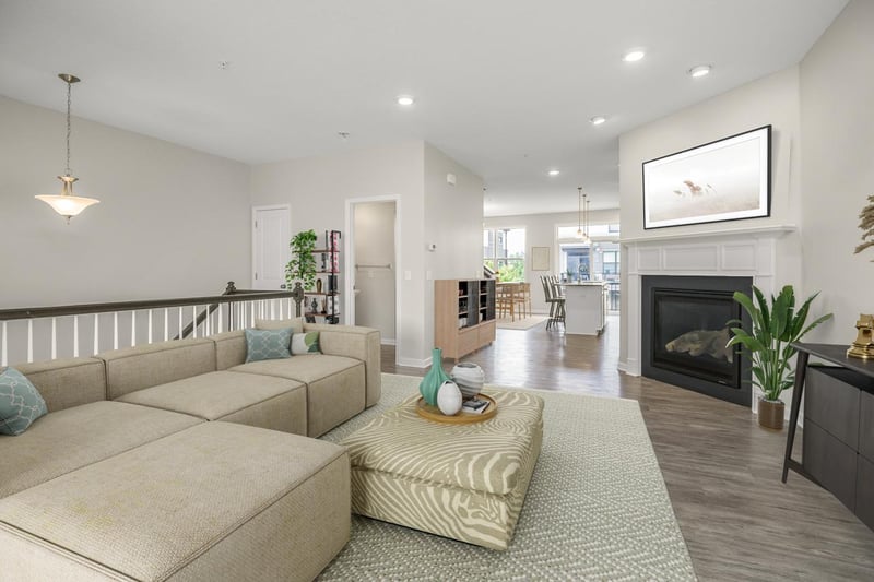 2137 River Valley Ln, Eagan, MN 55122