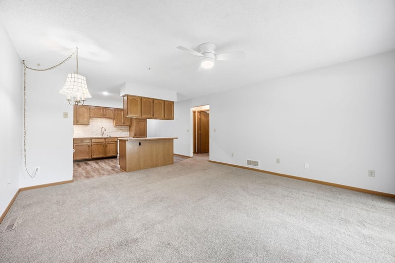 717 Green Ave SE, Watertown, MN 55388