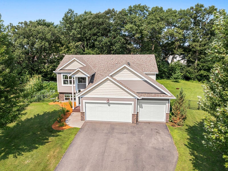 1617 129th Ave NE, Blaine, MN 55449