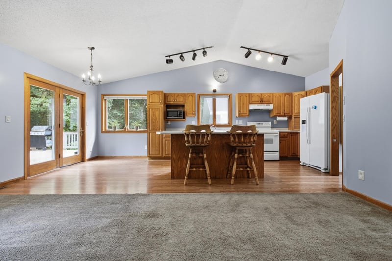 10878 Brent Dr, Brainerd, MN 56401